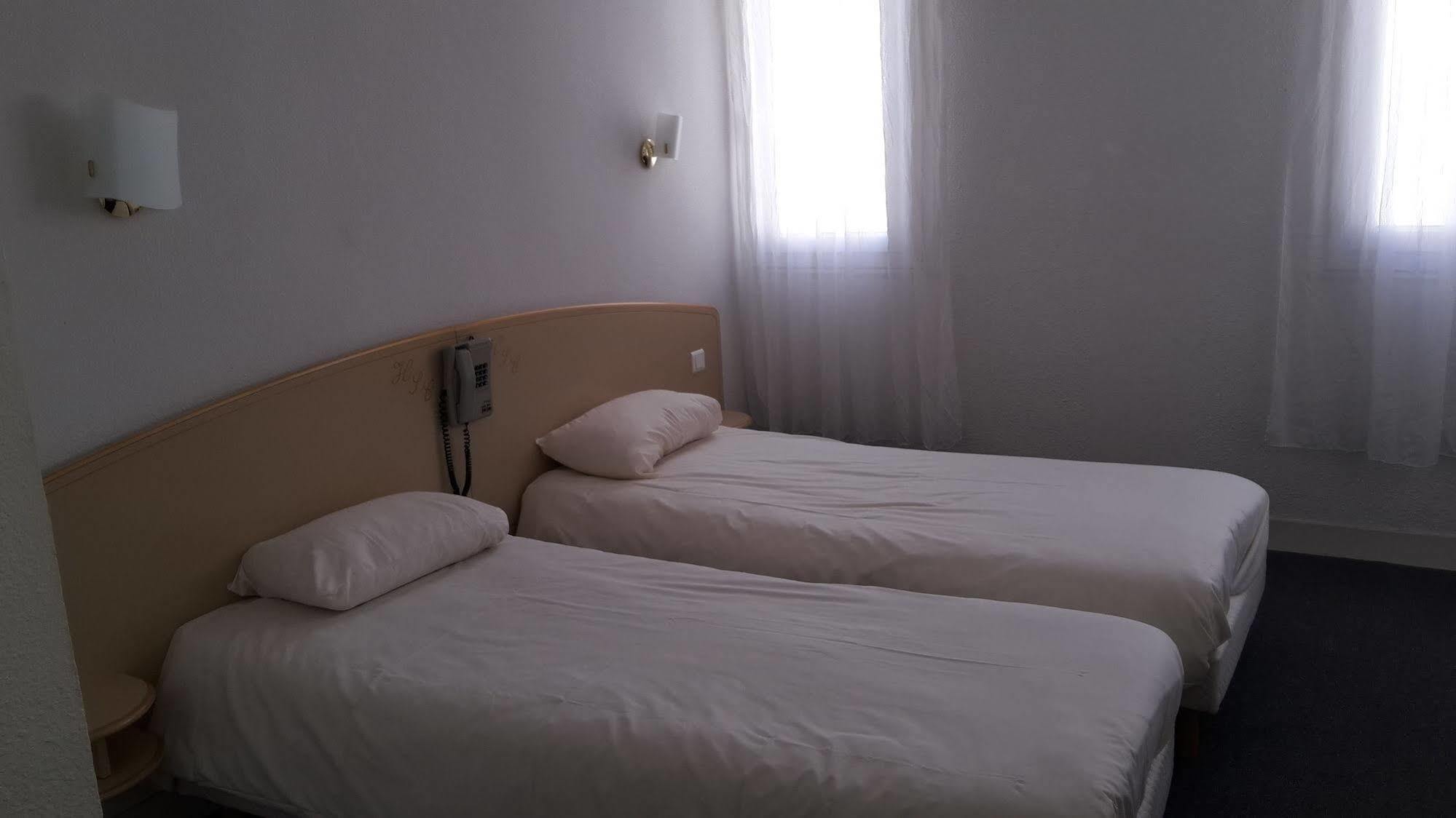 Hotel Sainte Catherine Лурд Екстериор снимка